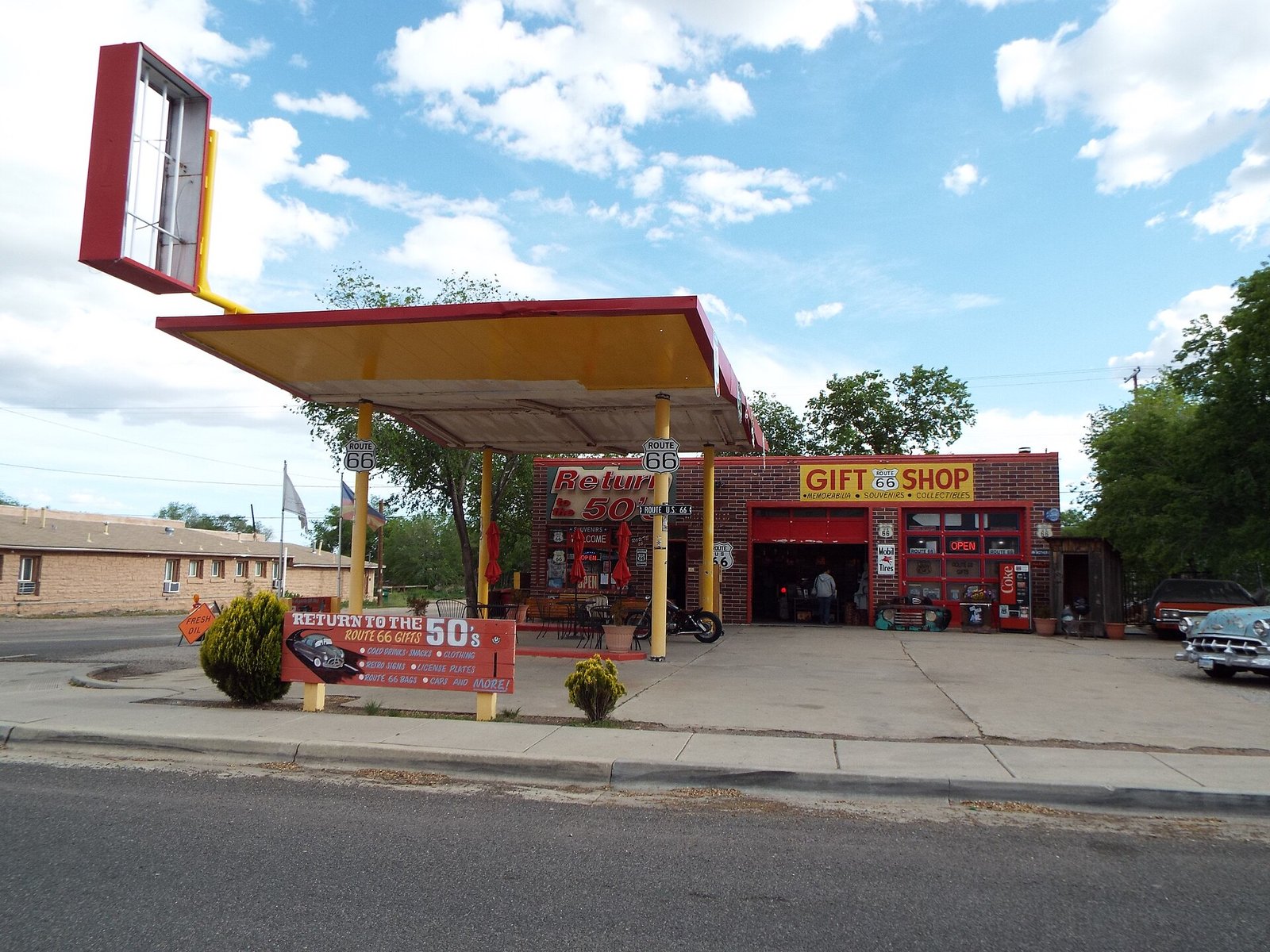 Historic roadside service station in Seligman