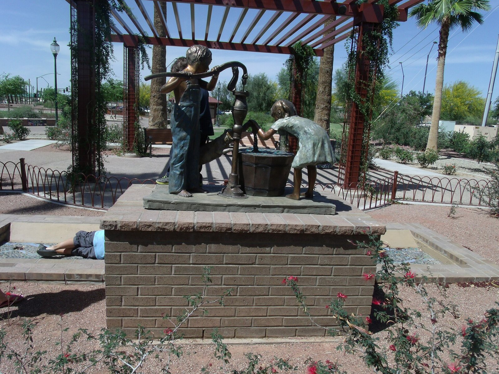 Historic town well memorial in Peoria