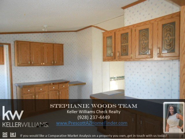 023-294102-kitchen2